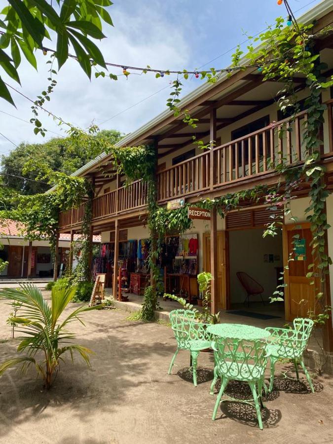 El Hostel Del Patio トルトゥゲーロ エクステリア 写真